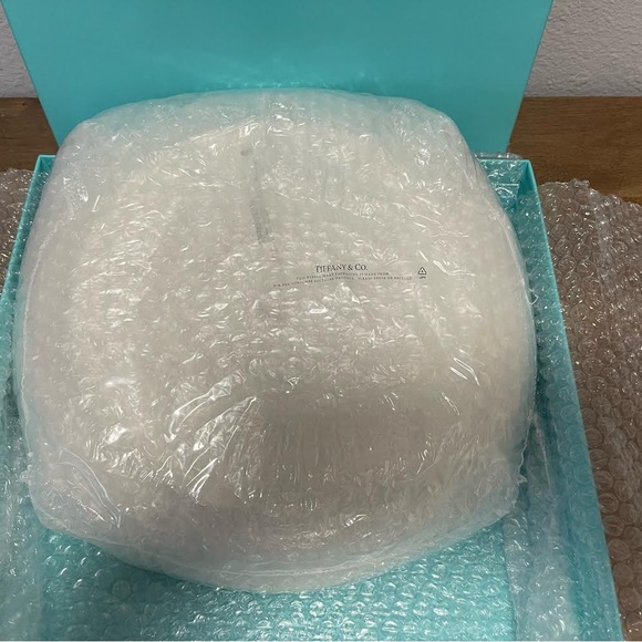 New mint Tiffany Holiday serving plate - Picture 3 of 3